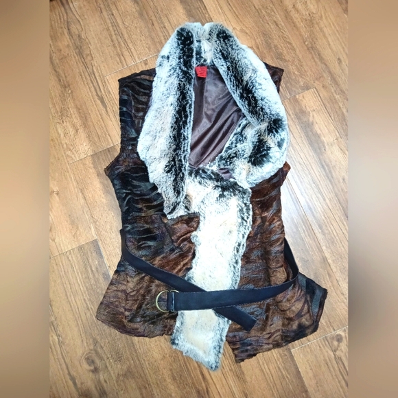 Faux fur vest - Picture 2 of 7